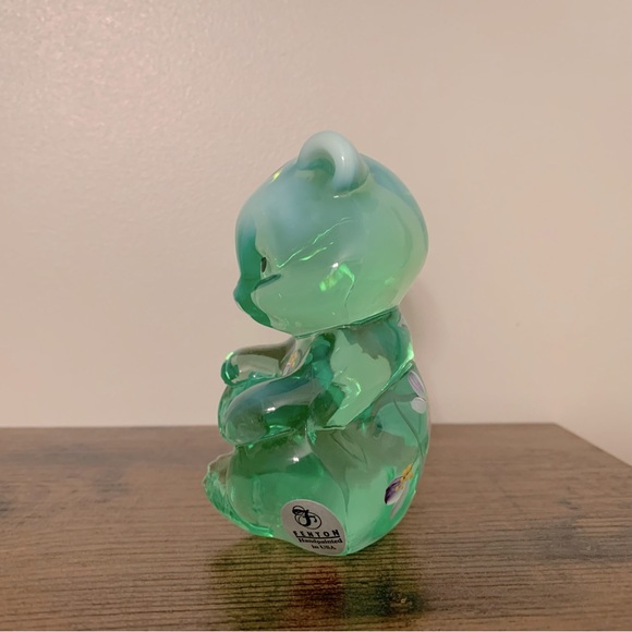 🐻 Fenton Bear Hand Painted by P. Fleak 🐻 - Picture 2 of 5